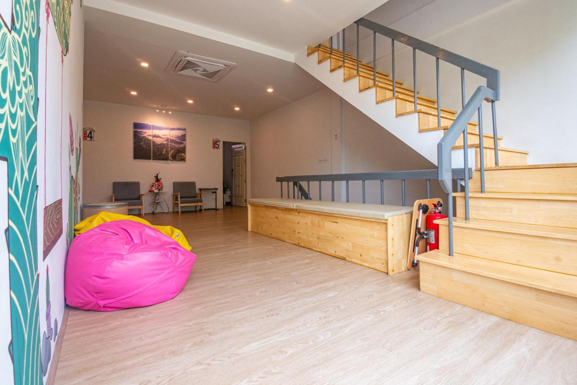 Paknap Hostel Nan Extérieur photo